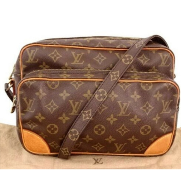 Louis Vuitton Handbags - 100% Auth Louis Vuitton Monogram Nil Cross Body